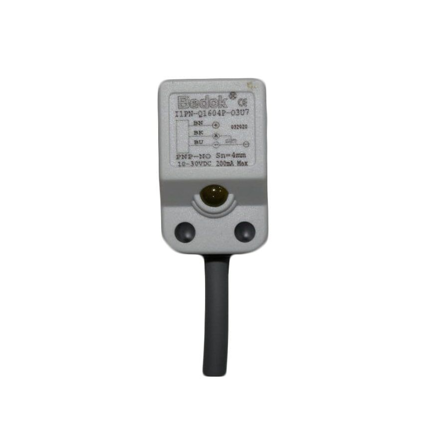 I1PN-Q1604P-O3U7    17x17x29 Kare Kesitli Q Serisi PNP NO 4MM ALGILAMA  7M KABLOLU İNDÜKTİF SENSÖR