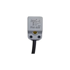 I1PN-Q1604N-O3U7    17x17x29 Kare Kesitli Q Serisi NPN NO 4MM ALGILAMA  7M KABLOLU İNDÜKTİF SENSÖR