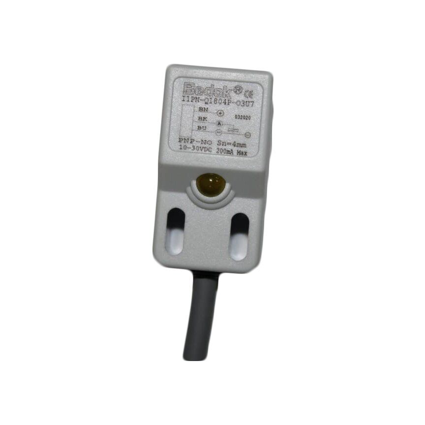 I1PN-Q1804P-O3U7   18x18x35 Kare Kesitli Q Serisi PNP NO 4MM ALGILAMA  7M KABLOLU İNDÜKTİF SENSÖR