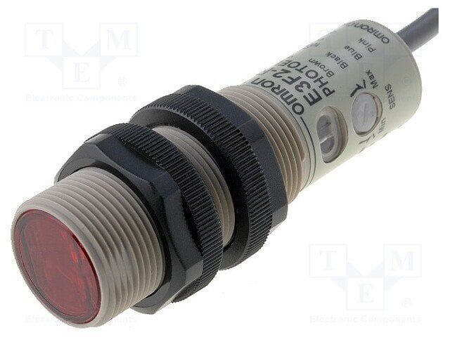 OMRON E3F2-R4C4-E