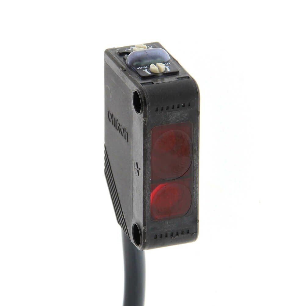E3Z-LS81 12-24VDC BESLEME PNP 200MM ALGILAMA 2MT KABLOLU ARKA PLAN BASTIRMALI OMRON FOTOSEL