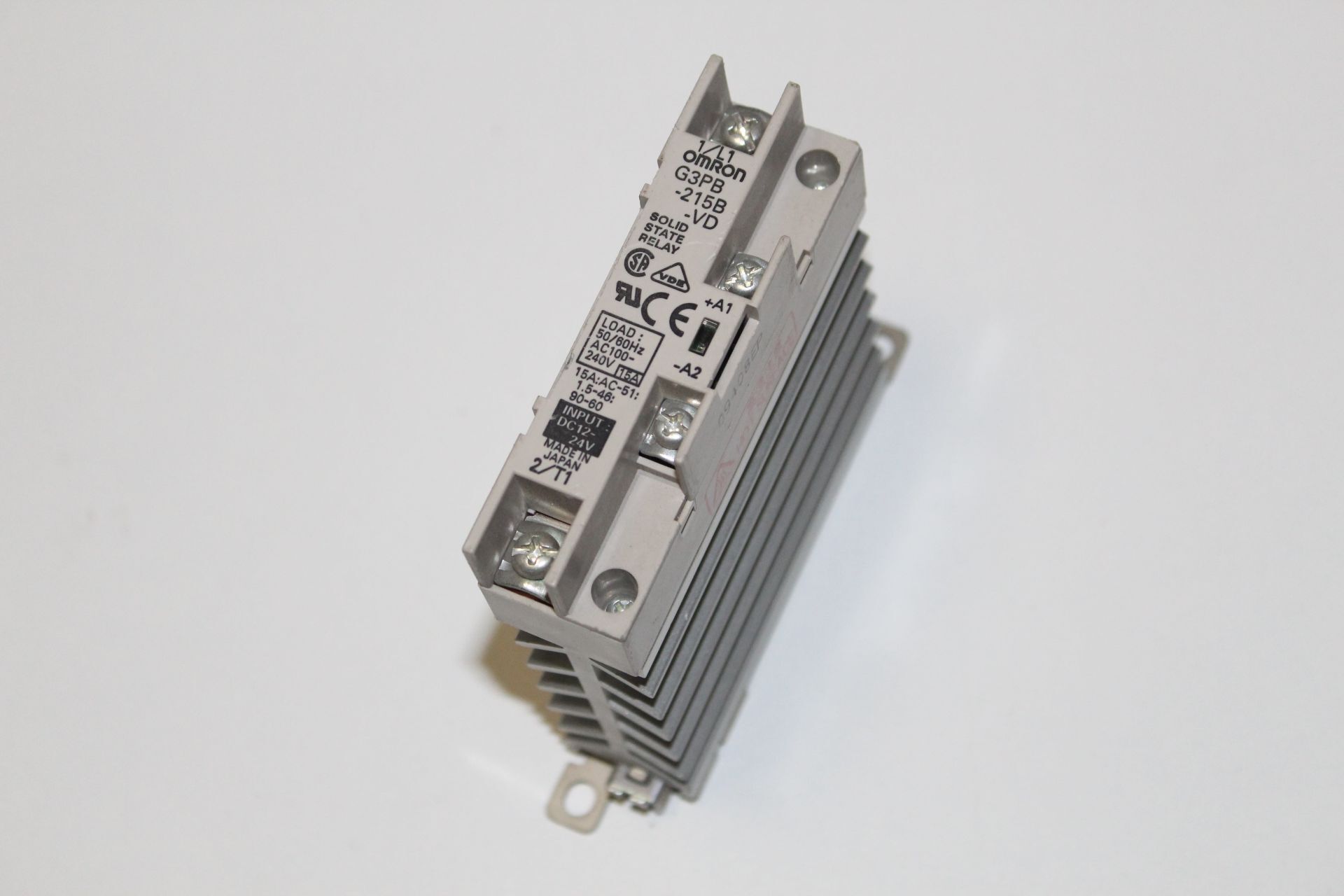 OMRON G3PB-215B-VD